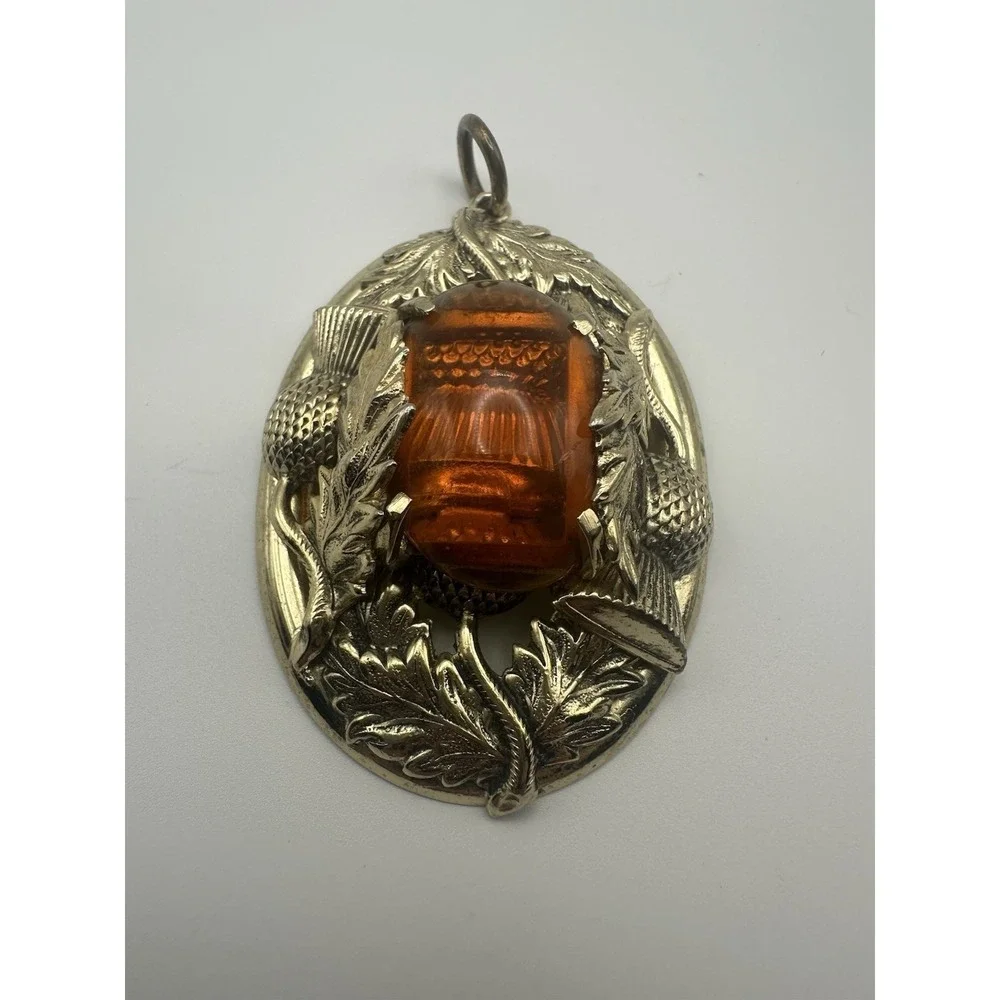Vintage Scottish Thistle Oval Pendant Amber Glass Silver Tone Celtic Statement - Picture 1 of 4